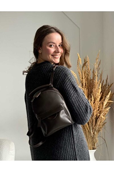 Barbaris Kadın Minimal Tasarım Sırt Çantası