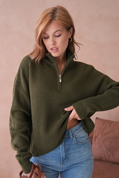 Ambessa Style Premium Threaded Zipper Collar Sweater