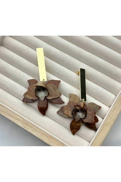 AychaAksesuar أقراط زهرة متدلية باللون البني