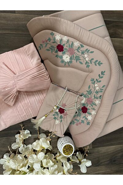 Gerenic Royal embroidered rug set with embroidered sheet and Quran cover