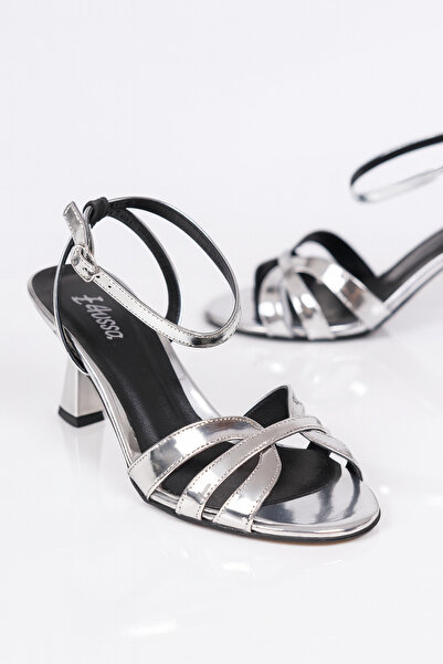 Elvessa Women's Silver 5 cm Thin Heeled Shoes, Round Toe Stylish Model