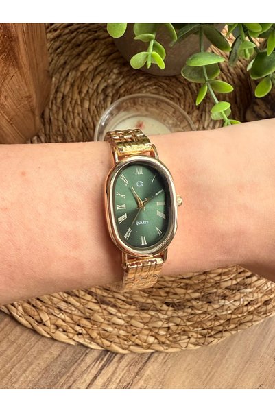 TD TRENDDURAGI Oval Gold Inside Green Women Wrist Watch