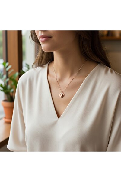 HOBİSY GIFT SHOP Women's Rose Plated Tarnish-Free Steel Heart Clover Necklace - Luck Necklace