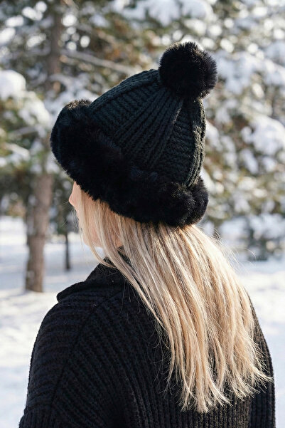 Kapin Pompom Fur Knitted Beanie Hat - Black