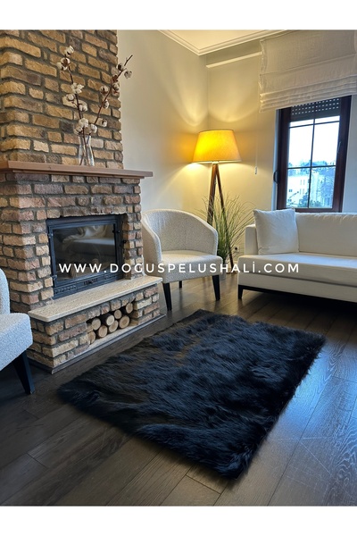 Doğuş Peluş Halı A Post Siyah Yumuşak Dokulu Peluş Halı Dikdörtgen