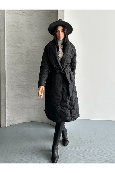 FERZOLAİO Long Black Coat with Quilted Belt
