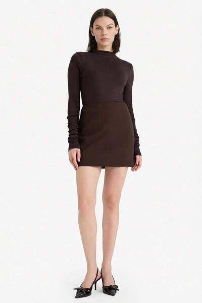 DeFacto Мини пола с права кройка и нормална талия G7877AX26SP