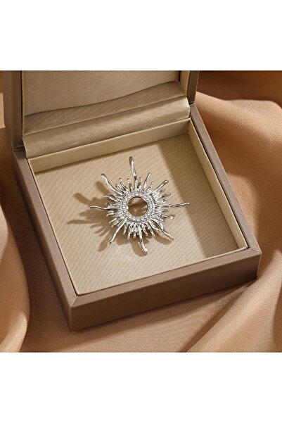 Choice بروش فضي مجوف على شكل شمس، شارة معدنية عالمية للرجال والنساء، عصري ومتعدد الاستخدامات.