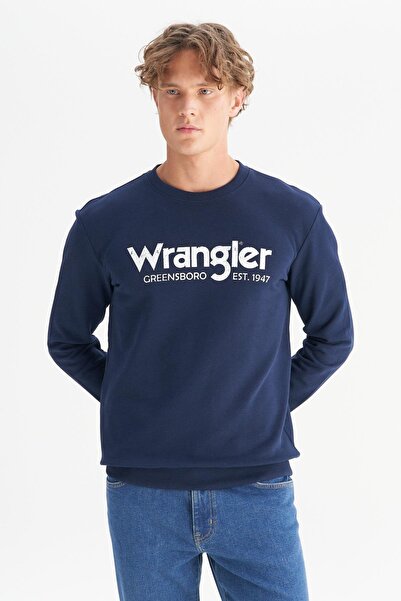 WRANGLER سويت شيرت رجالي ذو قصة عادية ورقبة دائرية 100% قطن مطبوع عليه شعار أ...