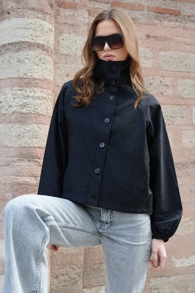 Trend Alaçatı Stili Women's Black Water Repellent D Mock Neck Bomber Jacket Vs01230