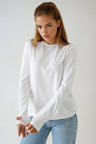 Trend Alaçatı Stili Women's White Finger-Looped Crew Neck Basic Blouse Vs01447
