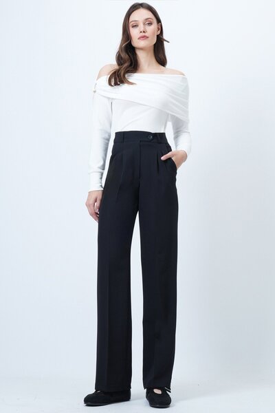 Trend Alaçatı Stili Women's Black Elastic Waist Button Closure Double Pocket Pants Vs01456