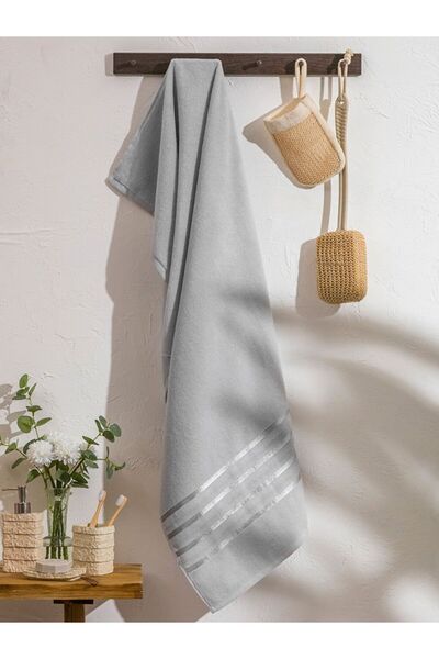 LC Waikiki Striped Bath Towel 70X140 cm