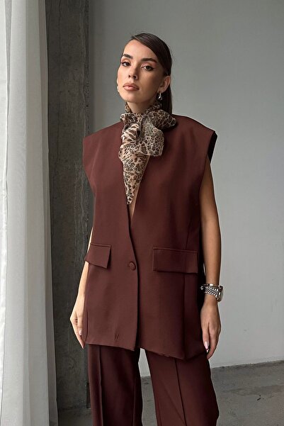 Trend Alaçatı Stili Women's Brown Single Button Pocket Flap Oversized Vest Vs00679
