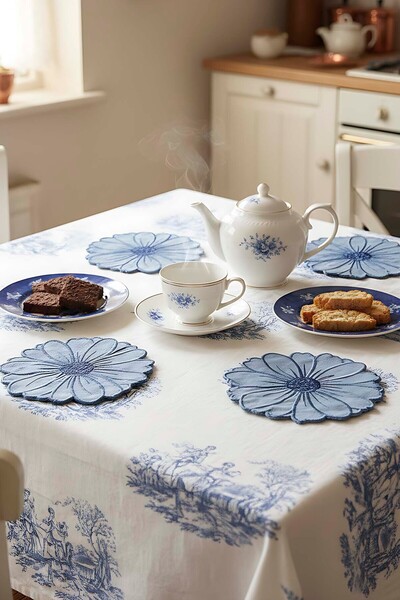 Rivaİstanbul Floral Pattern Embroidered Blue Set of 4 Presentation Napkins, Cocktail Napkins, Coffee Side Napkins, Coasters