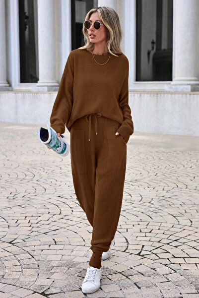 Trend Alaçatı Stili Γυναικείο πλεκτό μπλουζάκι με μακρυμάνικο λαιμόκοψη και π...