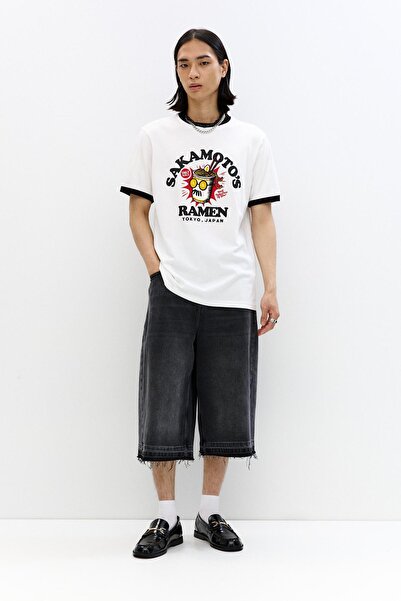 Pull & Bear Sakamoto Days ramen tişört
