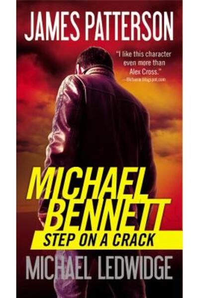 Grand Central Pub Mass Market Calcă pe o crăpătură