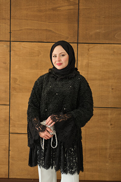 LOCCO Women's Lace Detail Plush Tunic Black