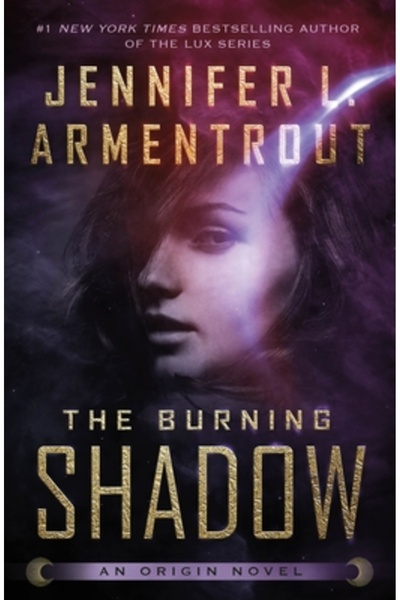 Tor Books Umbra arzătoare