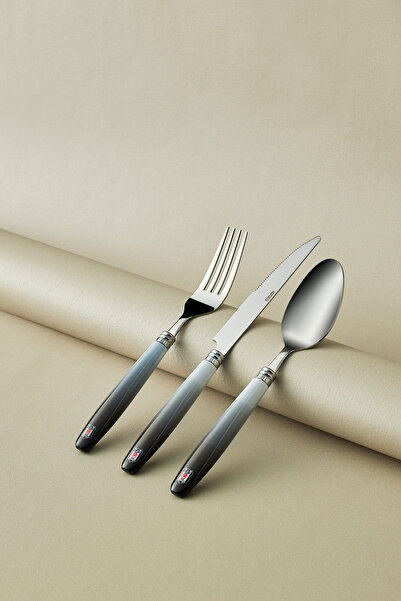 Karaca x Beşiktaş 18 Parça 6 Kişilik Çatal Kaşık Bıçak Takımı