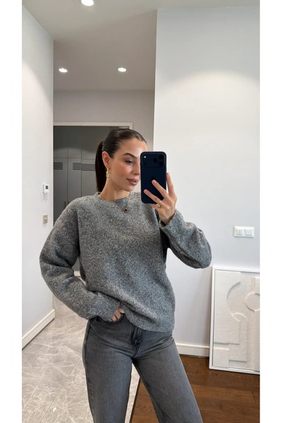 sinemkivanc co Crocked Neck Soft Textured Knitwear Sweater