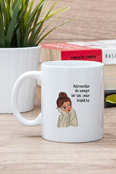 Mio Life يعتقد رواد الفضاء الأبيض أن الكوب المطبوع