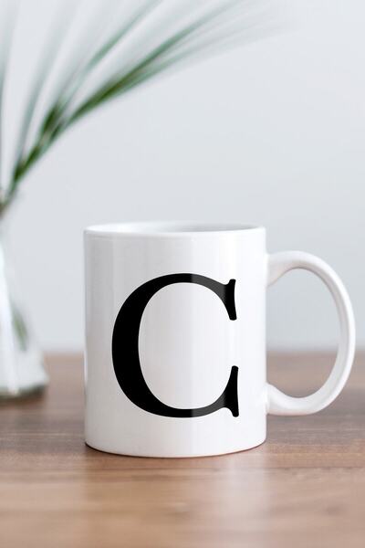 Mio Life كوب مطبوع عليه حرف C