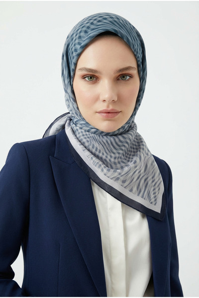 Akel وشاح ربيعي بنمط مخطط بيضاوي