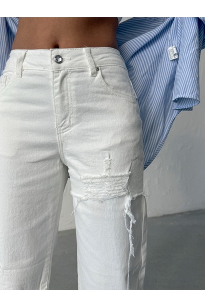 ADAMODA.RO White elastic flared jeans