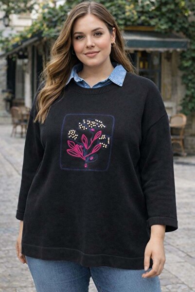 bezeXL Plus size front Printed knit sweater black