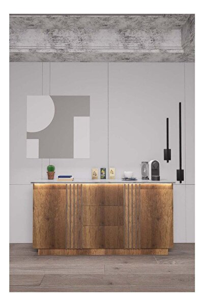 coffee world ركن قهوة بلون العسل مع إضاءة مخفية أنيقة