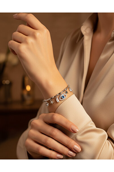 FASHİON JEWELRY Gümüş Renk Kararmaz Zirkon Taşlı Nazar Gözü Charm Kelepçe Bil...