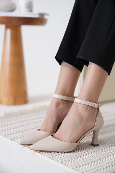 aczagul butik Clara Women's Beige Heeled Shoes