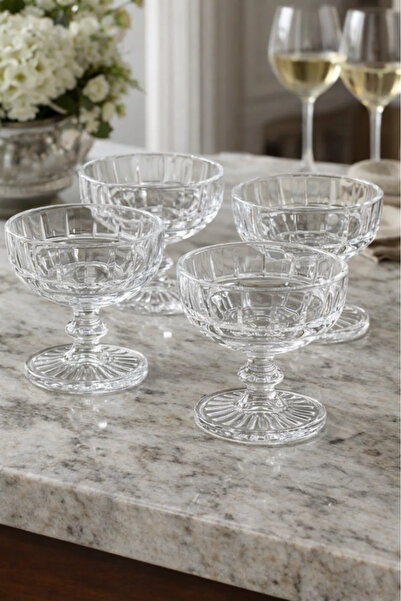 Urbanza 4-Piece Elegant Glass Dessert Cup Set with Footed Design