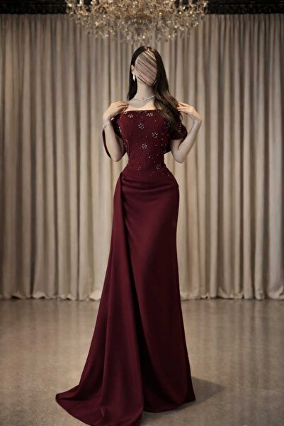 BYNAN Women's evening dress in burgundy