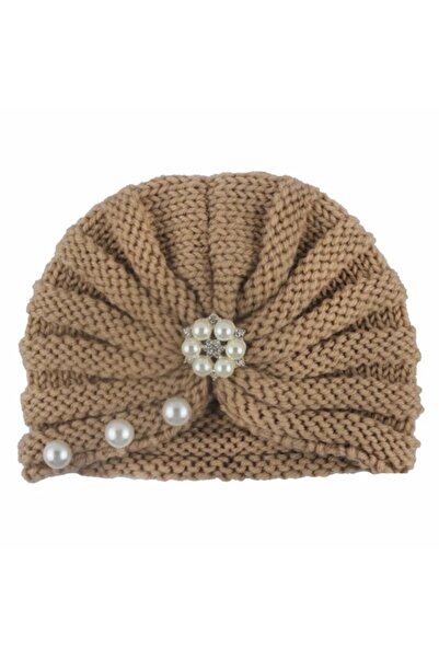 Pure Boutique Caciulita maro crosetata tip turban cu perlute si strasuri