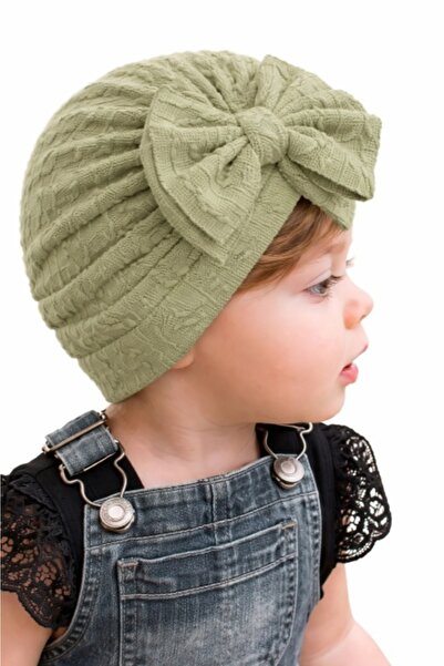 Pure Boutique Caciulita verde tip turban cu model din tesatura si funda aplicata