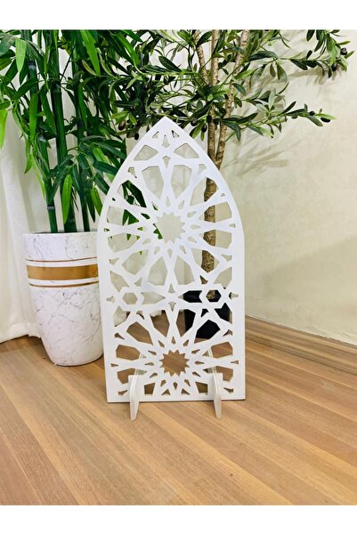 Generica White wooden prayer stand, measuring 60*30 cm