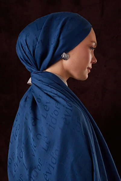 Levidor Text Printed Nai̇a Jacquard Shawl-Indigo