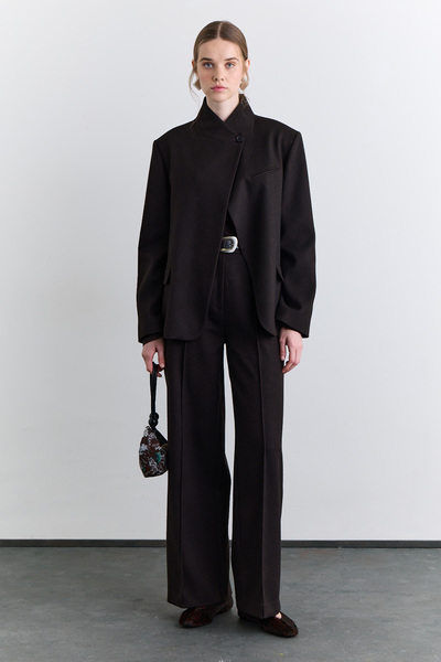 Manuka Classic Pleated Fabric Pants Brown