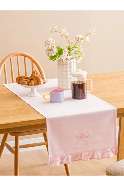 LC Waikiki LCW HOME Runner cu volane brodate cu fundă roz 45x150 cm