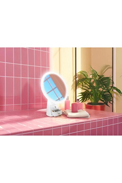 porodo مرآة مكياج LED أنيقة بثلاثة ألوان إضاءة، تحكم باللمس ومنفذ USB-C