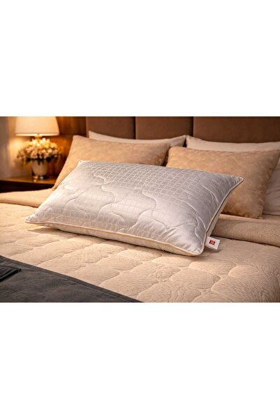 Taç ELEGANCE JAKARLI МІКРОДЖЕЛОВА ПОДУШКА (1 ШТ. 50 X 70 СМ)