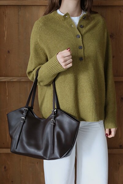 ALTUDA Дамска чанта с цип и детайли Riva