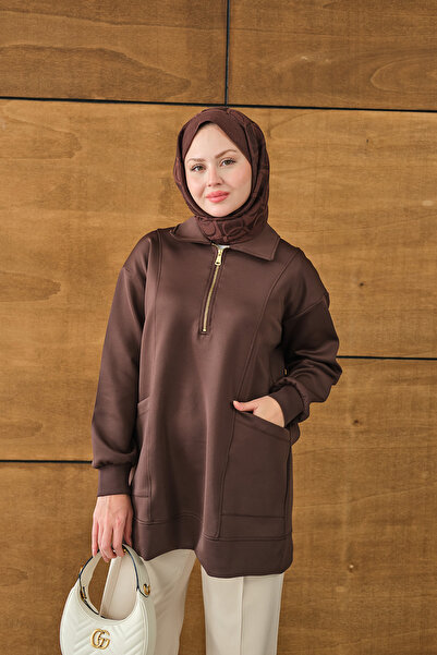 LOCCO Women's Pocket and Collar Detail Half Zipper Sweatshirt Brown