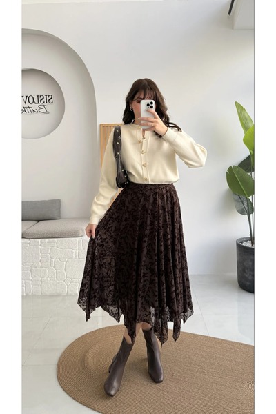 sportiness Textured Asymmetrical Cut Tulle Skirt