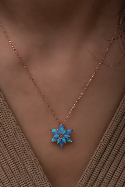 Nefertiti Açık Mavi Opal Taşlı 925 Ayar Gümüş Lotus Kolye Opal Lotus Kolye