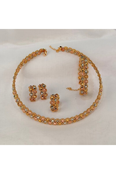 Un Dorica Gold Alternative Set, Color Harmony