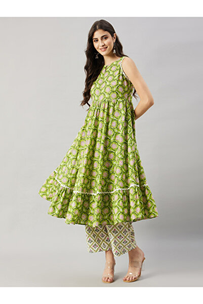 WineRed By Styli طقم نسائي أخضر مطبوع واسع الأرجل من الكورتا مع بنطال